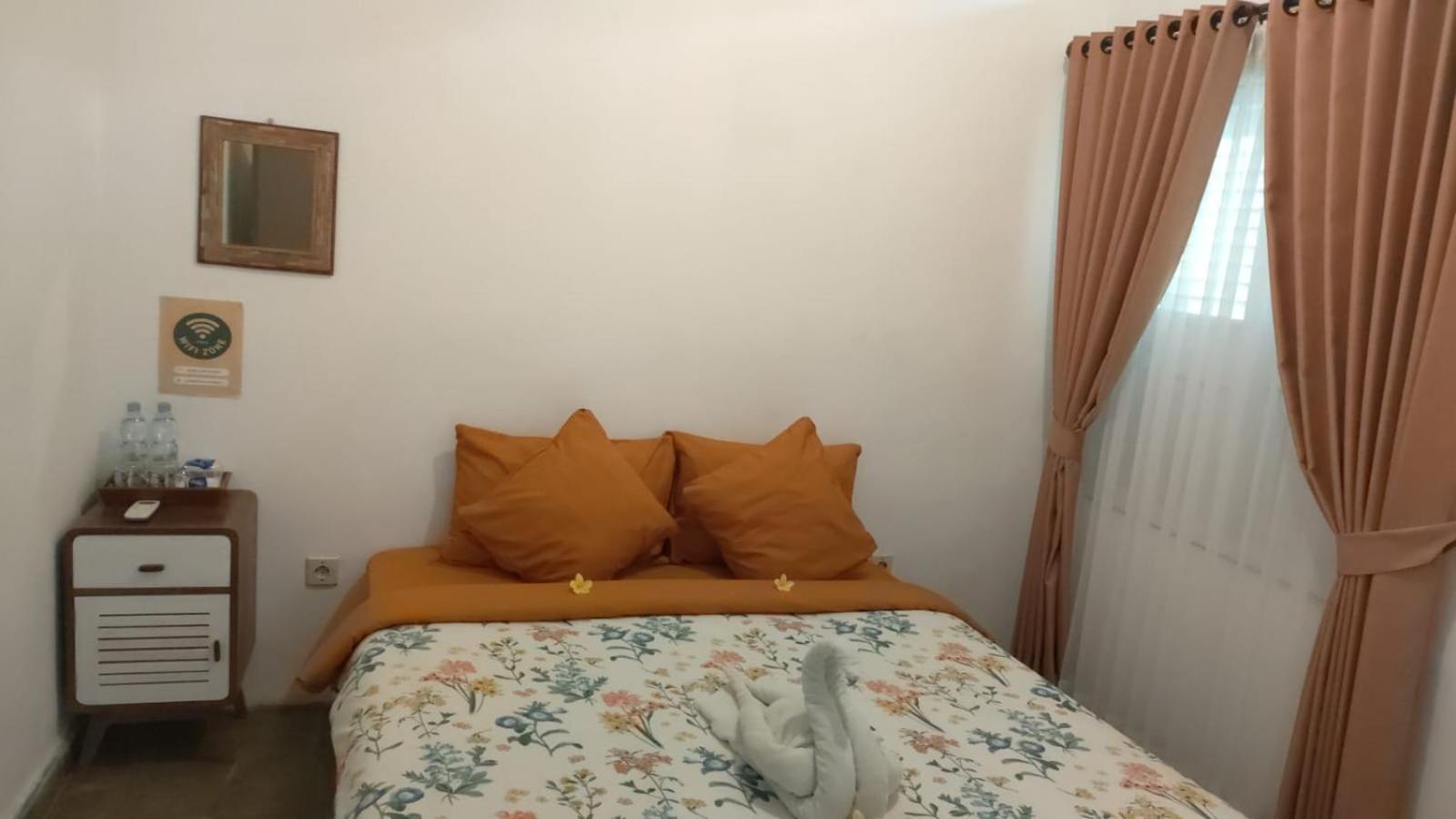 Ijen Backpacker Hostel บันยูวังงี ภายนอก รูปภาพ